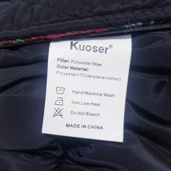 Kuoser Plaid Dog Jacket - Picture 10 of 13
